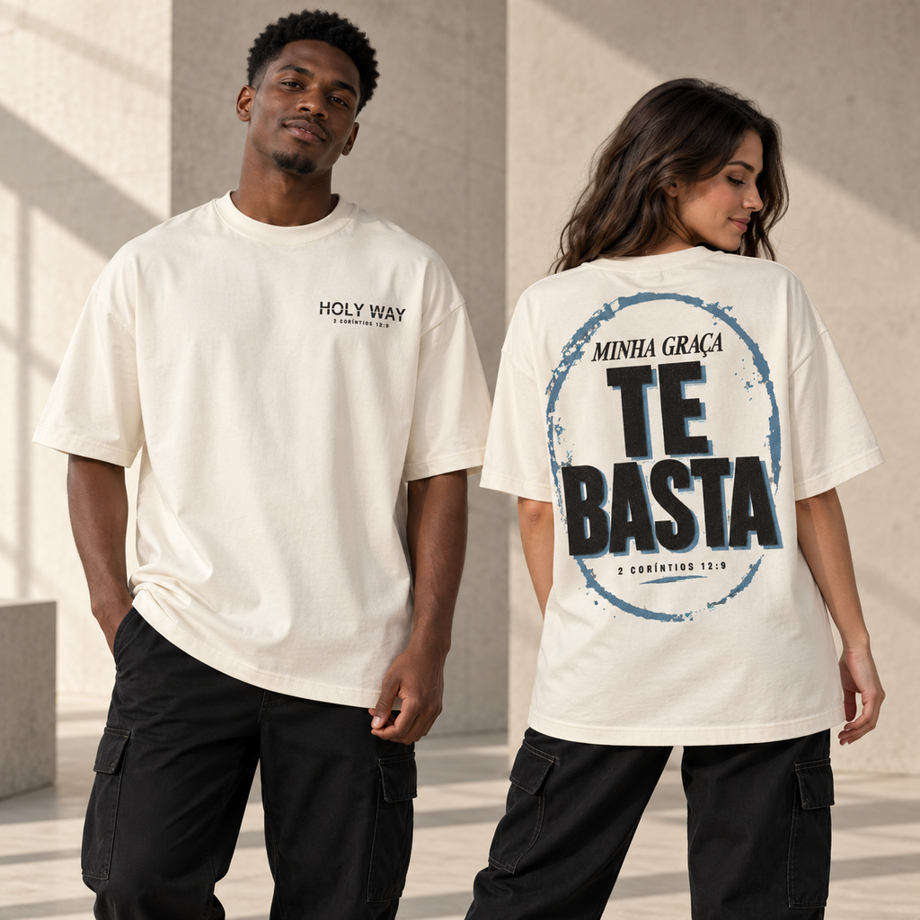 Camiseta Oversized Minha Graça Te Basta — Oversized Cotton unissex, visual 2 de 3