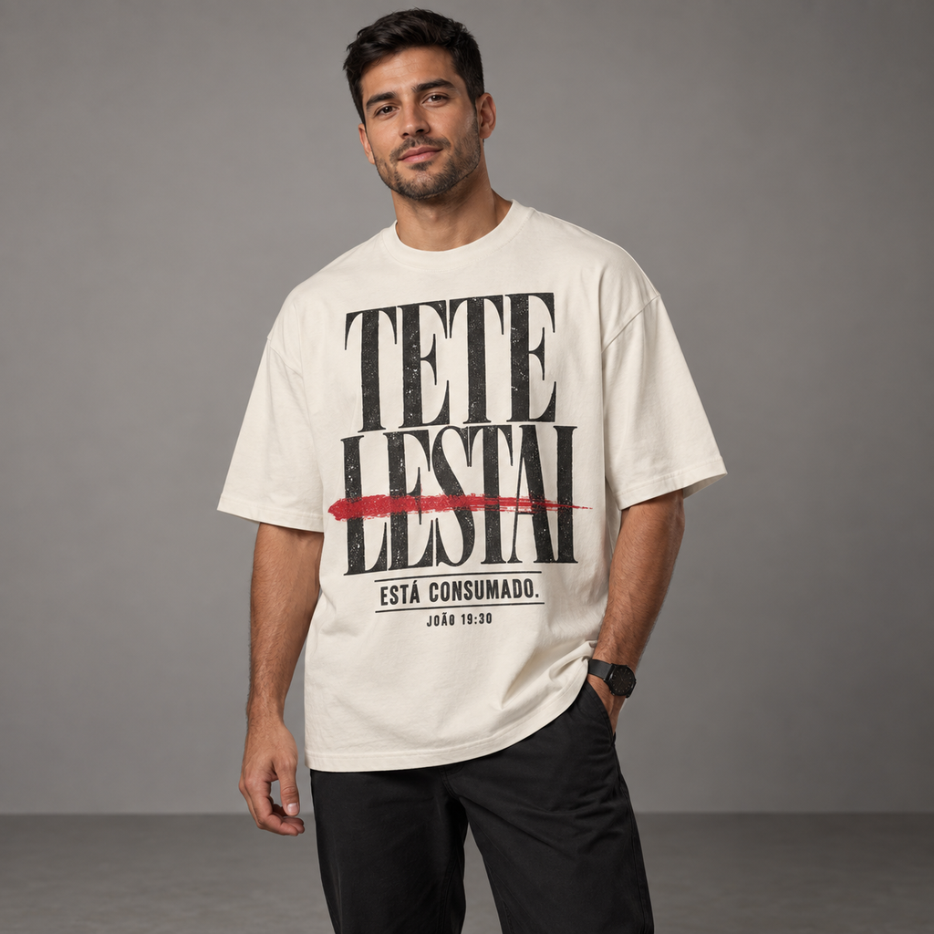 Camiseta Oversized Tetelestai — João 19:30 — Oversized Cotton unissex, visual 2 de 3