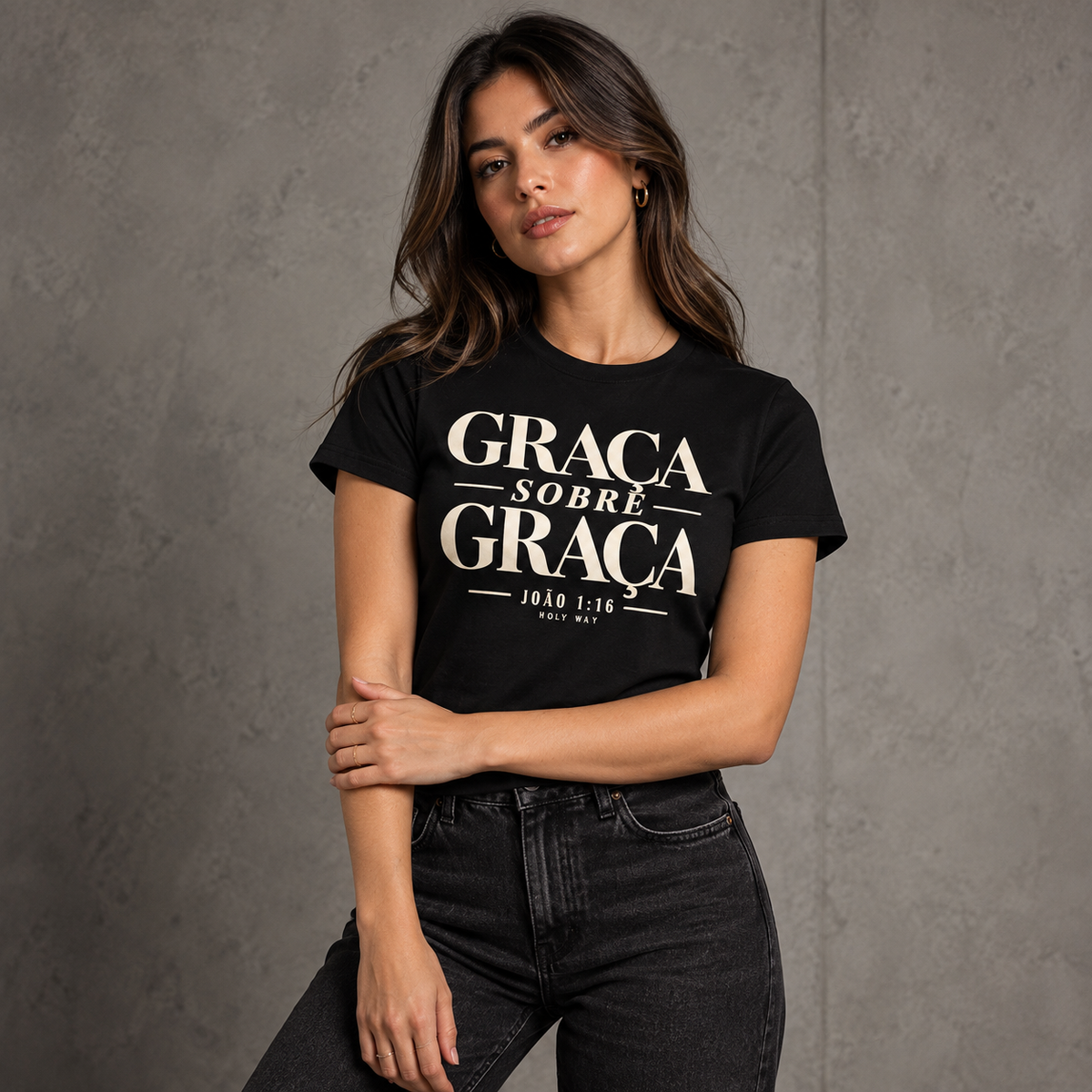 Baby Look Graça sobre Graça — João 1:16 — Baby Look Classic feminina, visual 2 de 3